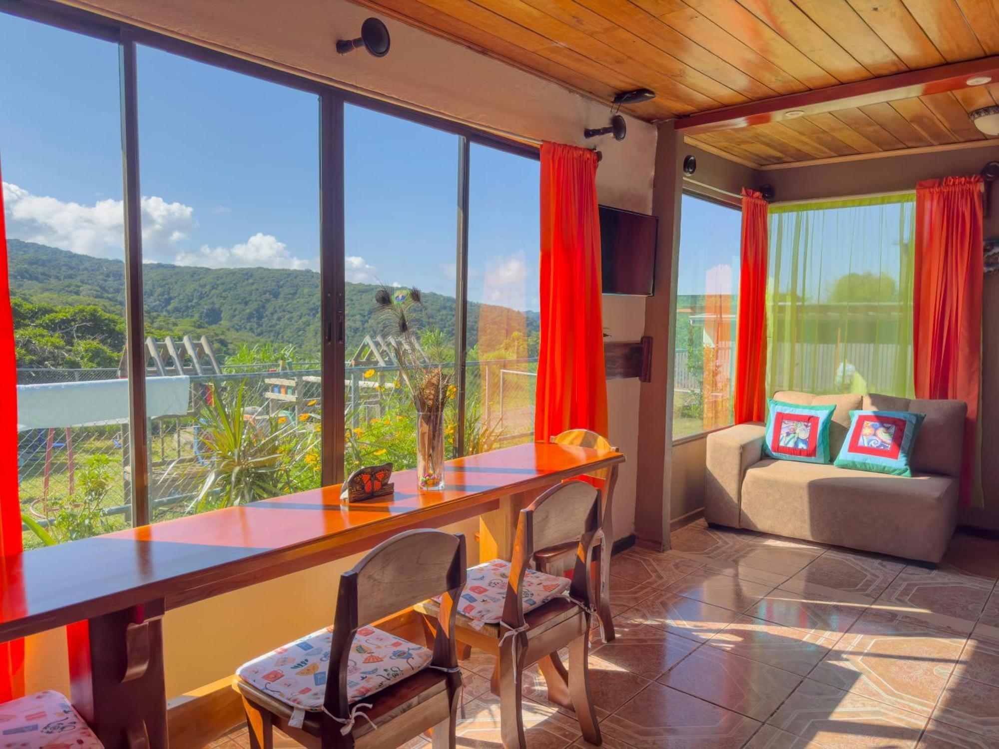 Lidia'S Mountain View Vacation Homes Монте-Верде Экстерьер фото